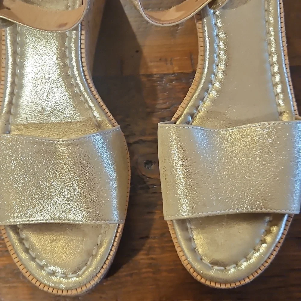 Bernardo Metallic Gold Sandals Worn Once